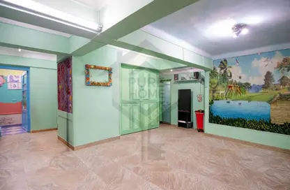 Office Space - 3 Bedrooms - 1 Bathroom for rent in Zezenia - Hay Sharq - Alexandria