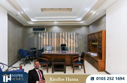 مساحات مكتبية - 4 غرف نوم - 1 حمام للبيع في لوران - حي شرق - الاسكندرية