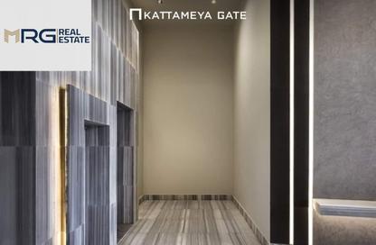 Apartment - 3 Bedrooms - 2 Bathrooms for sale in Katameya Gate - El Katameya Compounds - El Katameya - New Cairo City - Cairo Apartment - 3 Bedrooms - 2 Bathrooms for sale in Katameya Gate - El Katameya Compounds - El Katameya - New Cairo City - Cairo