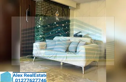 Apartment - 3 Bedrooms - 2 Bathrooms for rent in Al Mosheer Ahmed Ismail St. - Sidi Gaber - Hay Sharq - Alexandria