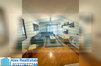 Apartment - 2 Bedrooms - 1 Bathroom for rent in Shaarawy St. - Laurent - Hay Sharq - Alexandria