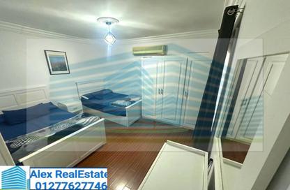 Apartment - 2 Bedrooms - 1 Bathroom for rent in Shaarawy St. - Laurent - Hay Sharq - Alexandria
