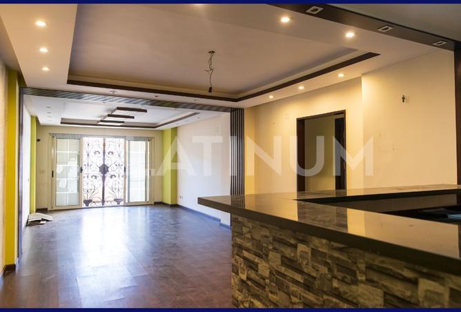 7593915 - Property Image 2