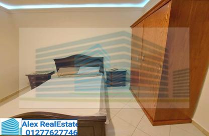 Apartment - 2 Bedrooms - 1 Bathroom for rent in Al Ghardaqah St. - San Stefano - Hay Sharq - Alexandria