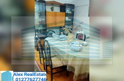Apartment - 3 Bedrooms - 2 Bathrooms for rent in Kamal Eldin Salah St. - Smouha - Hay Sharq - Alexandria