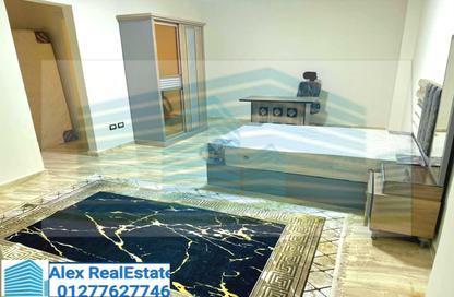 Apartment - 3 Bedrooms - 2 Bathrooms for rent in Al Madrasa Al Swesria St. - Camp Chezar - Hay Wasat - Alexandria