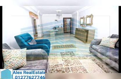 Apartment - 3 Bedrooms - 1 Bathroom for rent in Sidi Gaber St. - Sidi Gaber - Hay Sharq - Alexandria