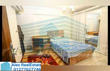 Apartment - 3 Bedrooms - 1 Bathroom for rent in Sidi Gaber St. - Sidi Gaber - Hay Sharq - Alexandria