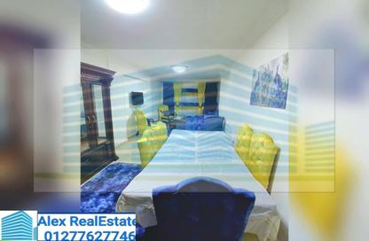 Apartment - 3 Bedrooms - 2 Bathrooms for rent in Omar Lotfy St. - Ibrahimia - Hay Wasat - Alexandria