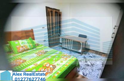 Apartment - 3 Bedrooms - 2 Bathrooms for rent in Omar Lotfy St. - Ibrahimia - Hay Wasat - Alexandria