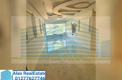 Office Space - 2 Bedrooms - 1 Bathroom for rent in El Gaish Road - Sidi Beshr - Hay Awal El Montazah - Alexandria