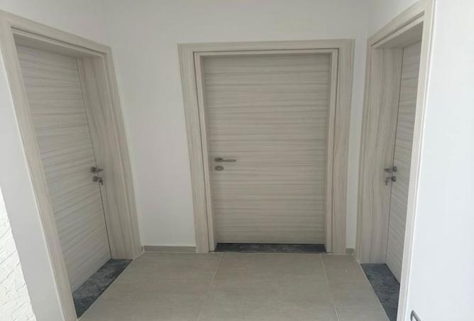 7608245 - Property Image 3