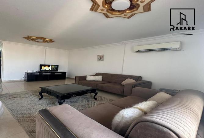 8307116 - Property Main Image