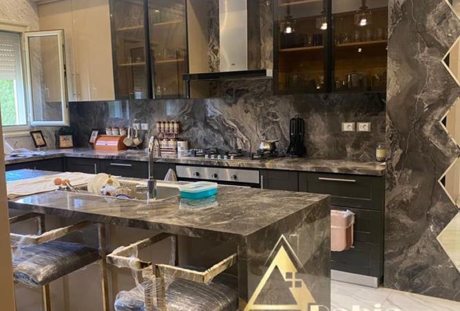 8372920 - Property Image 2