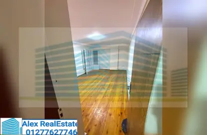 Apartment - 3 Bedrooms - 2 Bathrooms for rent in Al Shaheed Galal El Desouky St. - Waboor Elmayah - Hay Wasat - Alexandria