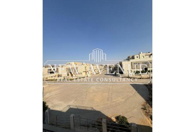 8275910 - Property Image 3