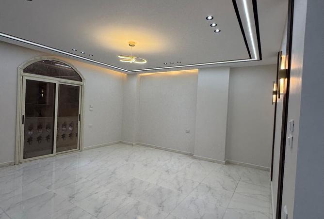 7637070 - الصورة الرئيسية للعقار