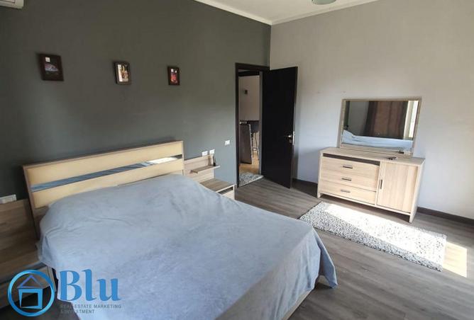 8194682 - Property Image 2