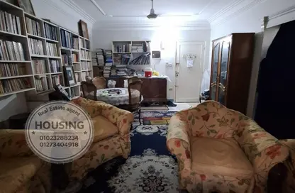 شقة - 3 غرف نوم - 2 حمامات للبيع في الحي الثالث - مدينة 6 أكتوبر - الجيزة