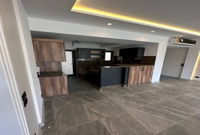 8288335 - Property Main Image