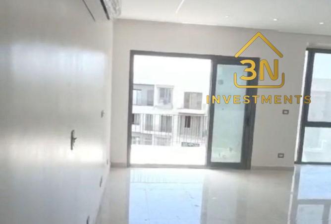 8233055 - Property Image 3