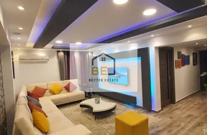 شقة - 3 غرف نوم - 3 حمامات للبيع في شارع عباس العقاد - المنطقة الأولى - مدينة نصر - القاهرة