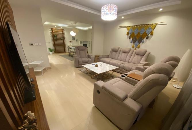 8288330 - Property Image 3