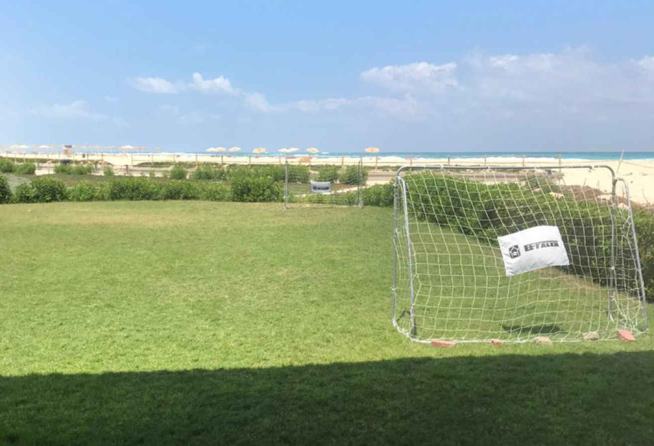 Standalone 1st Row In Amwaj Very Prime Located thumbnail