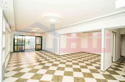 شقة - 3 غرف نوم - 2 حمامات للبيع في العصافرة - حي ثان المنتزة - الاسكندرية