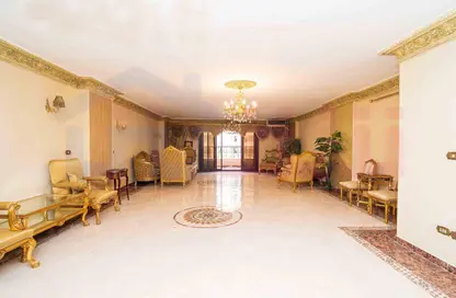 شقة - 3 غرف نوم - 3 حمامات للبيع في شارع محمد فوزي معاذ - سموحة - حي شرق - الاسكندرية