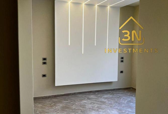 8227054 - Property Image 3