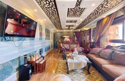 Apartment - 3 Bedrooms - 1 Bathroom for sale in Khaled Ibn Alwaleed St. - Sidi Beshr - Hay Awal El Montazah - Alexandria