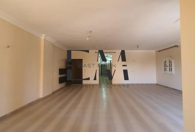 8308893 - Property Image 3