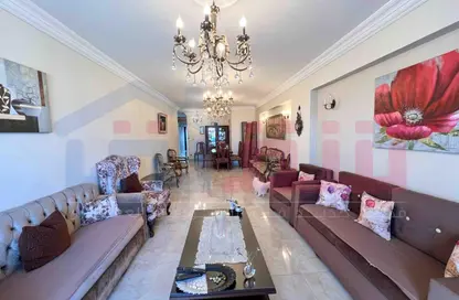 Apartment - 3 Bedrooms - 2 Bathrooms for sale in Ibrahim Rady St. - Bolkly - Hay Sharq - Alexandria