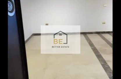 شقة - 3 غرف نوم - 3 حمامات للبيع في شارع مصطفي النحاس - المنطقة السادسة - مدينة نصر - القاهرة