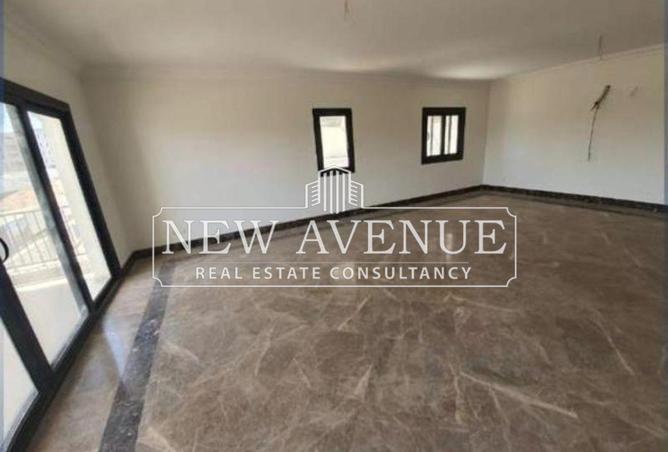 8308274 - Property Image 2