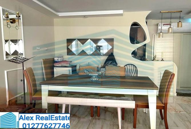 7713176 - Property Main Image