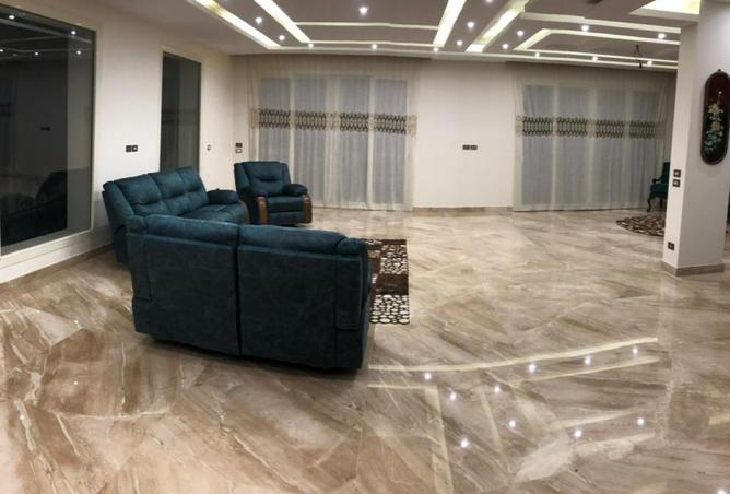 8246578 - Property Image 2