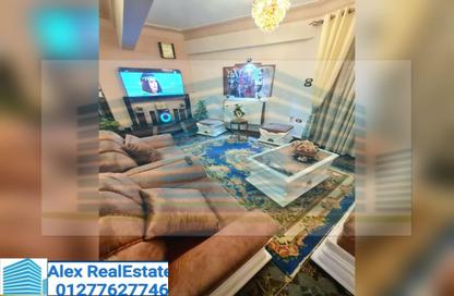 Apartment - 2 Bedrooms - 1 Bathroom for rent in Smouha Square - Smouha - Hay Sharq - Alexandria