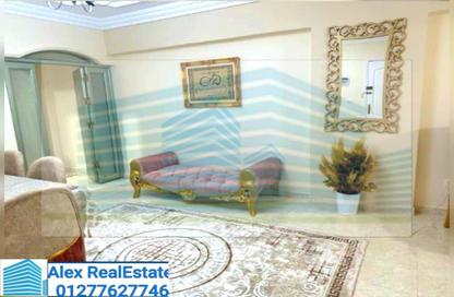 Apartment - 3 Bedrooms - 2 Bathrooms for rent in Al Geish Road - Cleopatra - Hay Sharq - Alexandria