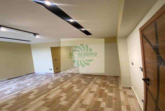 7768158 - Property Image 2