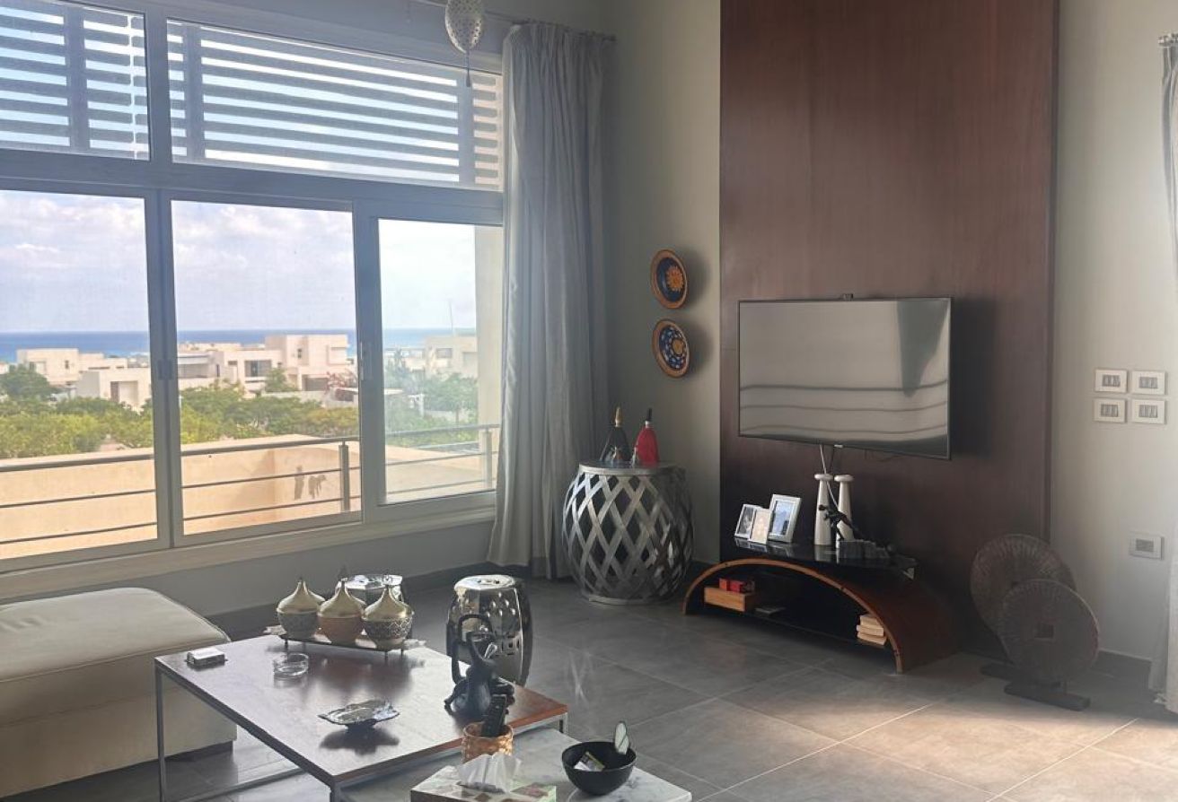 Upper Floor Chalet In Hacienda White Prime Located thumbnail