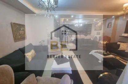 شقة - 3 غرف نوم - 2 حمامات للبيع في الهضبة الوسطي - المقطم - القاهرة