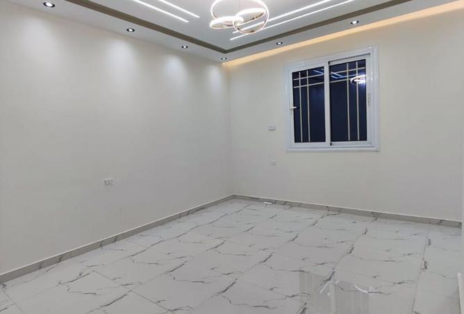 7788342 - Property Image 2