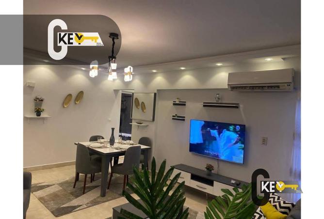 8183377 - Property Image 2