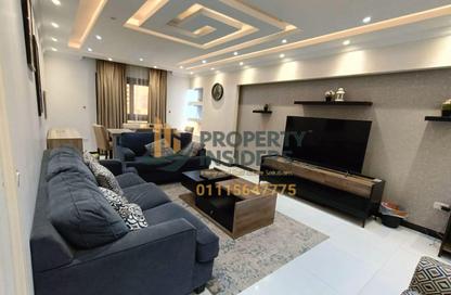 شقة - 2 - 2 للايجار في شارع شهاب - المهندسين - الجيزة شقة - 2 - 2 للايجار في شارع شهاب - المهندسين - الجيزة