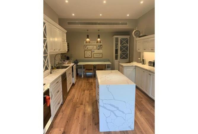 8184825 - Property Image 2