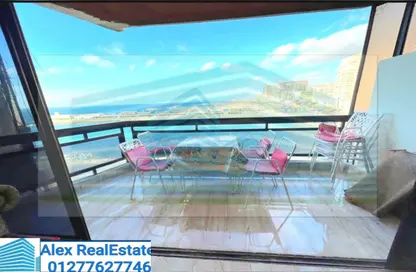 Apartment - 2 Bedrooms - 1 Bathroom for rent in Al Geish Road - Glim - Hay Sharq - Alexandria