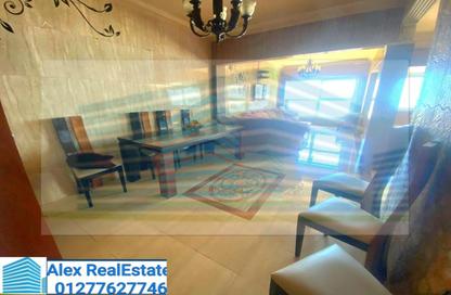 Apartment - 2 Bedrooms - 2 Bathrooms for rent in Al Geish Road - Glim - Hay Sharq - Alexandria