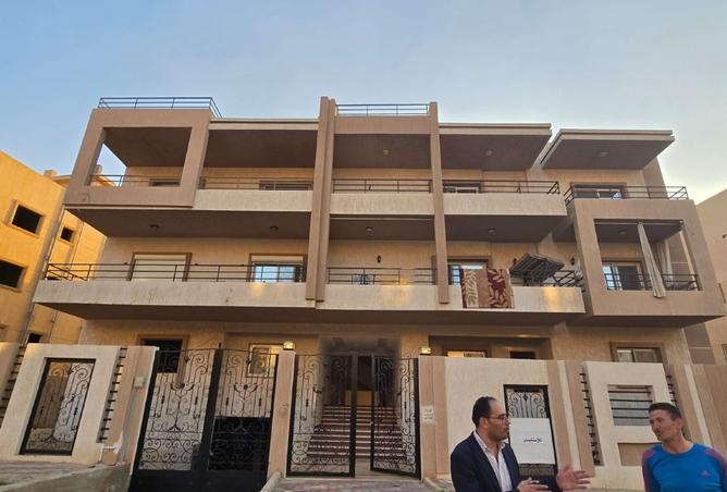 7863883 - صورة العقار 3